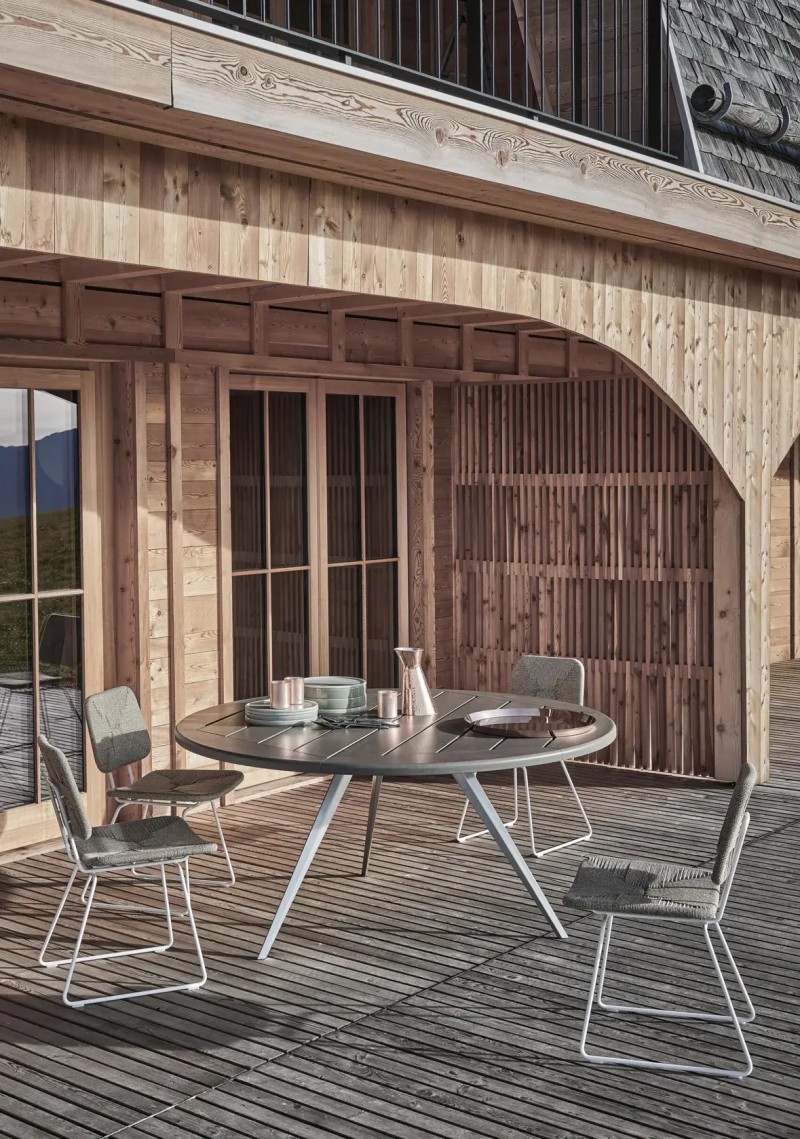 Echoes Outdoor Flexform
