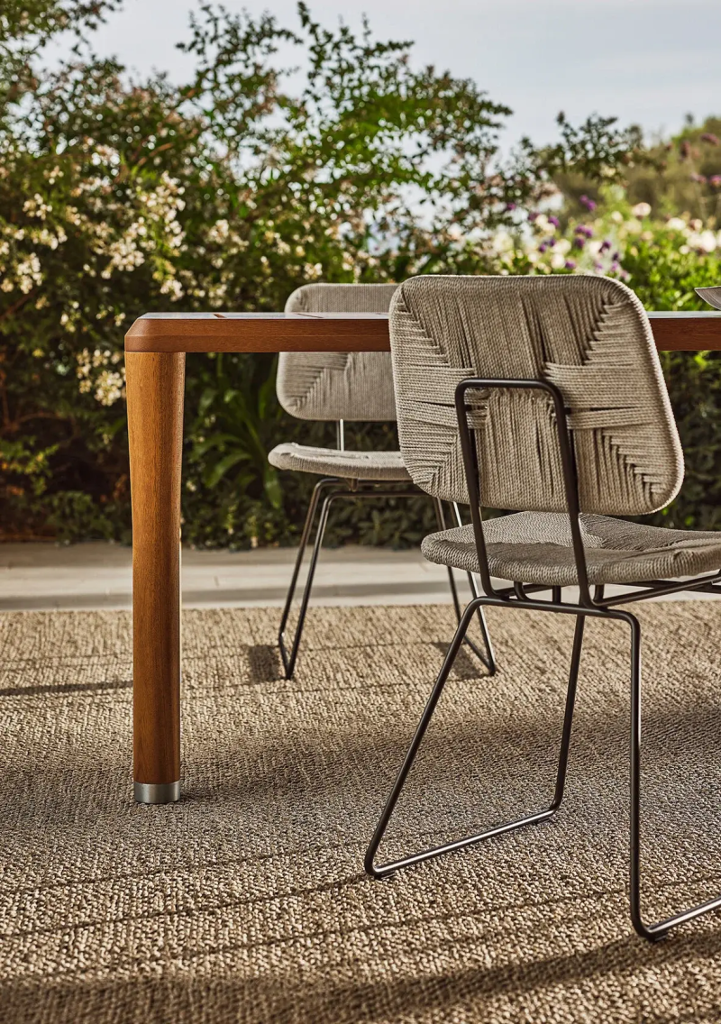 Echoes Outdoor Flexform