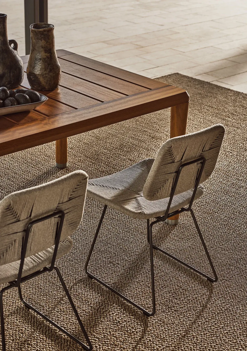 Echoes Outdoor Flexform