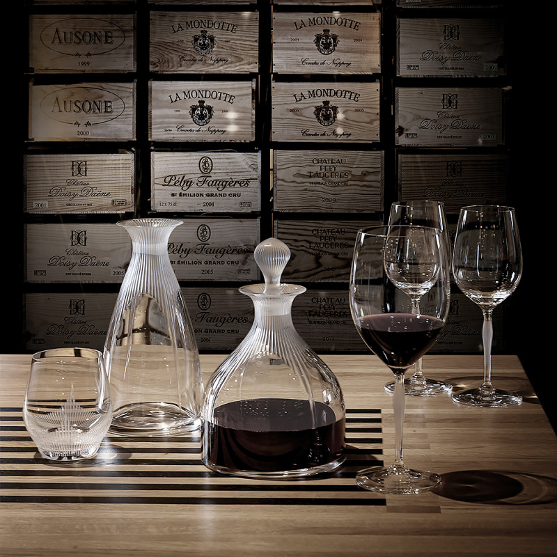 100 Points Wine Decanter Lalique & James Suckling