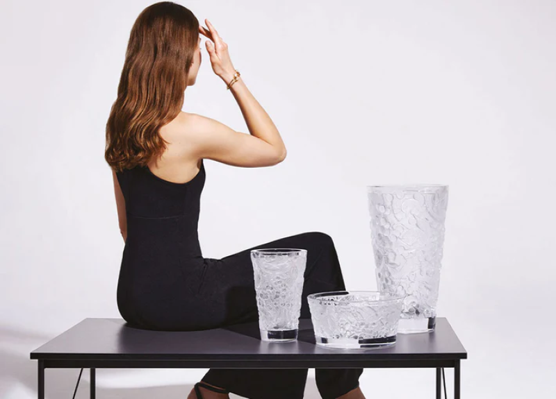 Merles Et Raisins Vase Clear Crystal Lalique