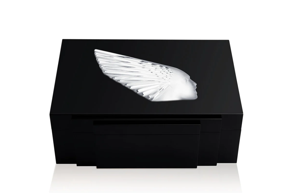 Victoire Cigars Box Clear Crystal Black Lacquered Lalique