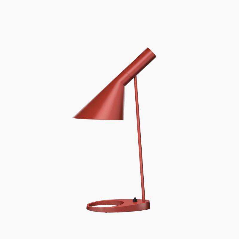 AJ Table Louis Poulsen
