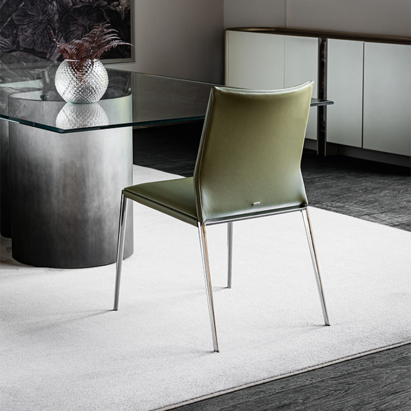 Eva Cattelan