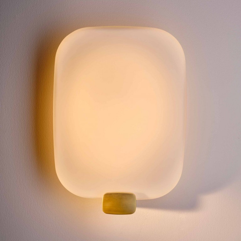 Light Me Tender Vertical DCW