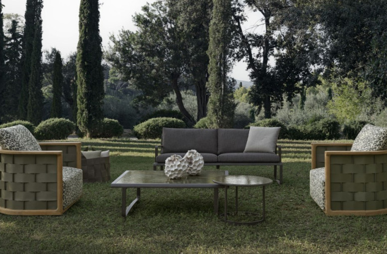 MOLTENI&C | OUTDOOR