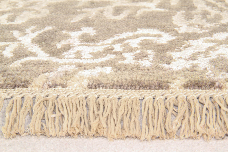 Farnese Amini Carpets